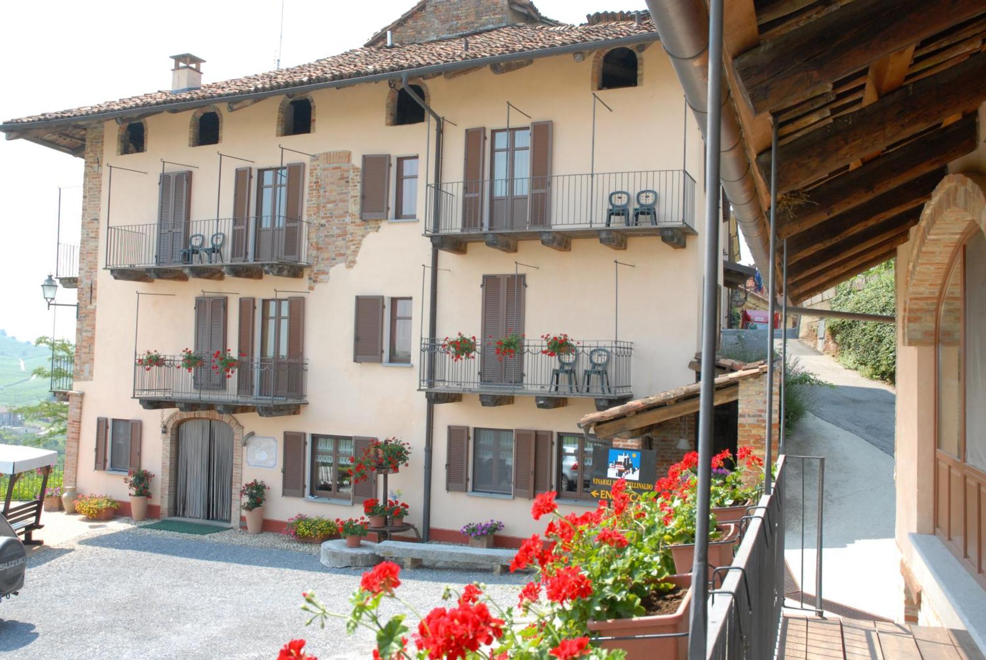 Il Borgo B&B Castellinaldo Zewnętrze zdjęcie