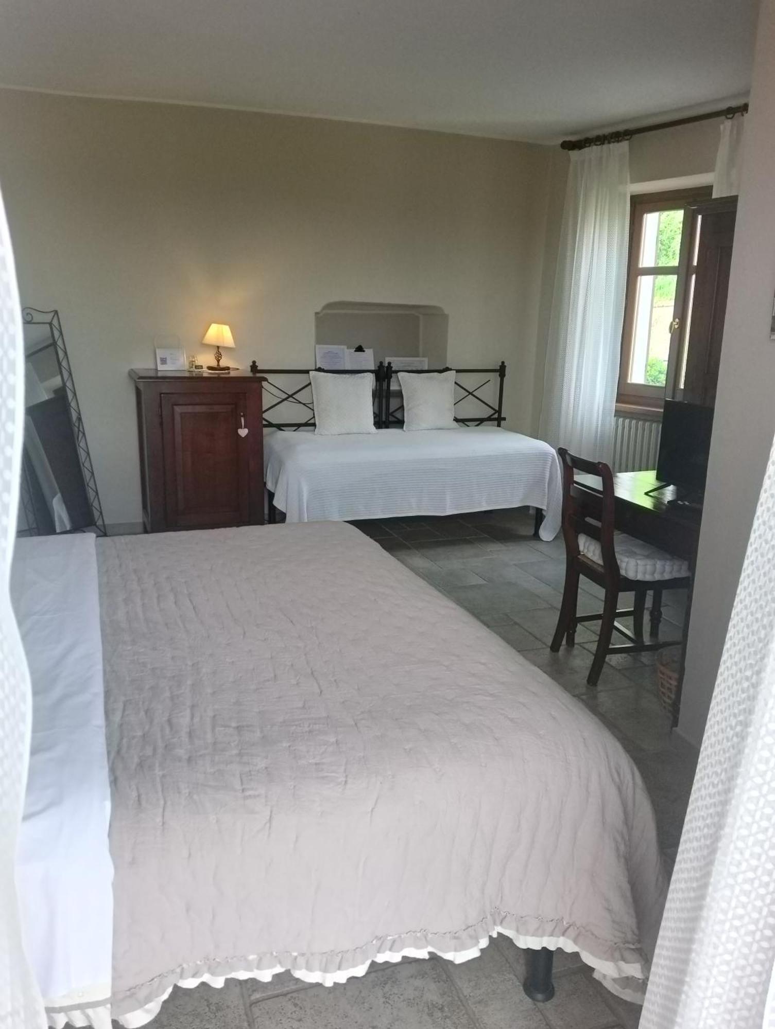 Il Borgo B&B Castellinaldo Zewnętrze zdjęcie