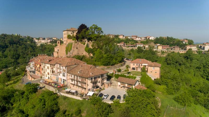 Il Borgo B&B Castellinaldo Zewnętrze zdjęcie